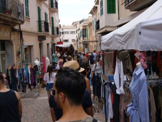 Marktdagen op Mallorca: foto van de markt in Santanyí